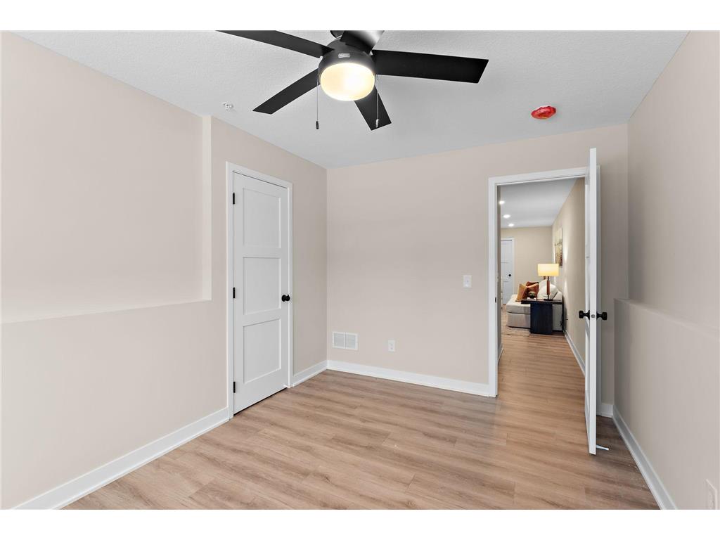 2450 County Road D W Roseville MN 55112 7015204 image39