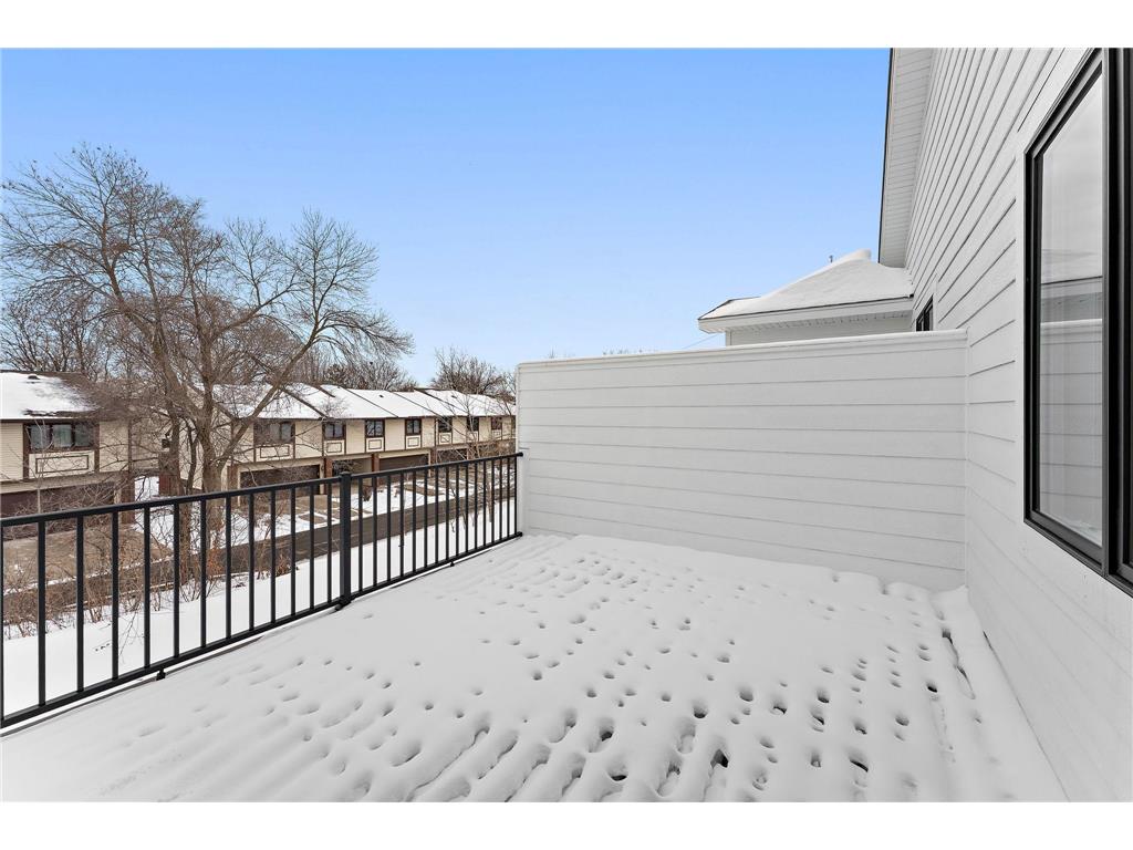 2450 County Road D W Roseville MN 55112 7015204 image45