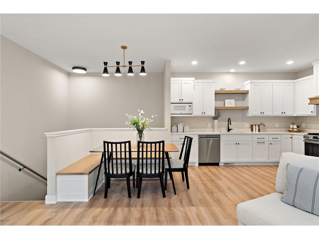 2450 County Road D W Roseville MN 55112 7015204 image5