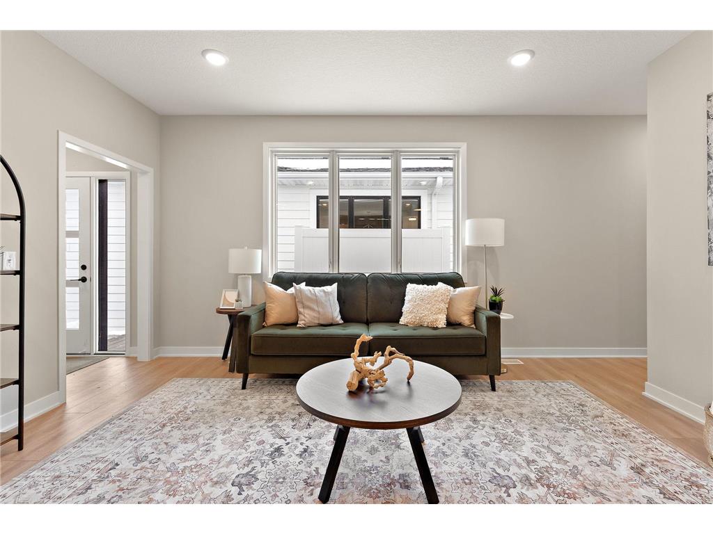 2450 County Road D W Roseville MN 55112 7015204 image7