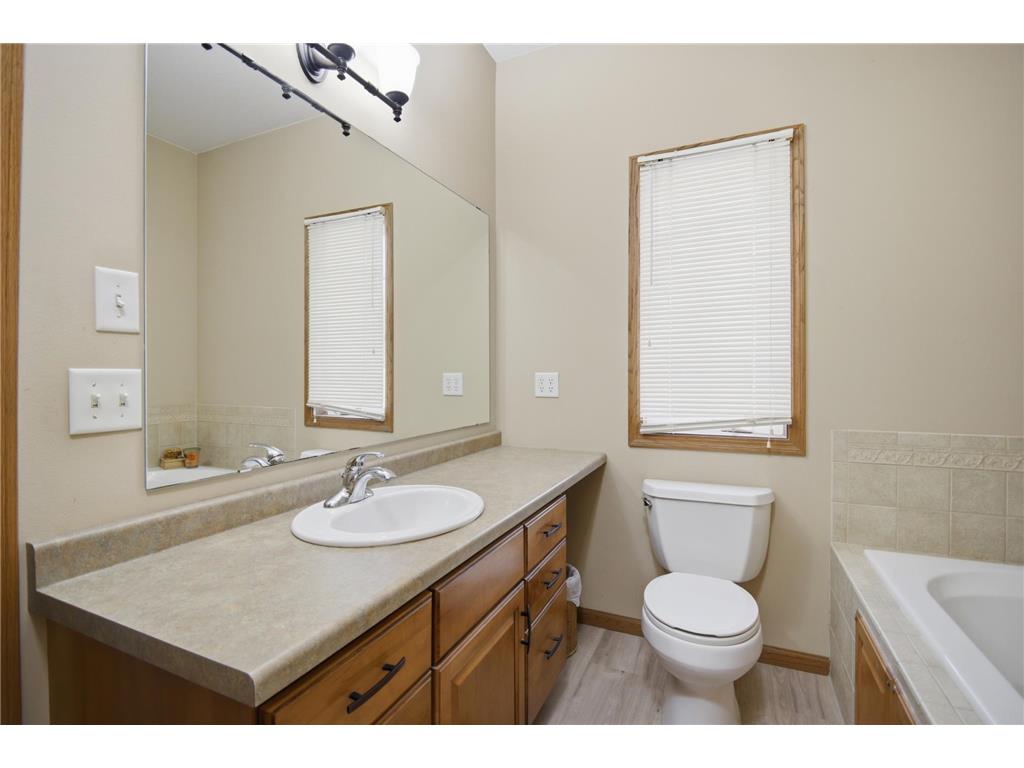 2450 Mossy Creek Drive NE Owatonna MN 55060 7111029 image20