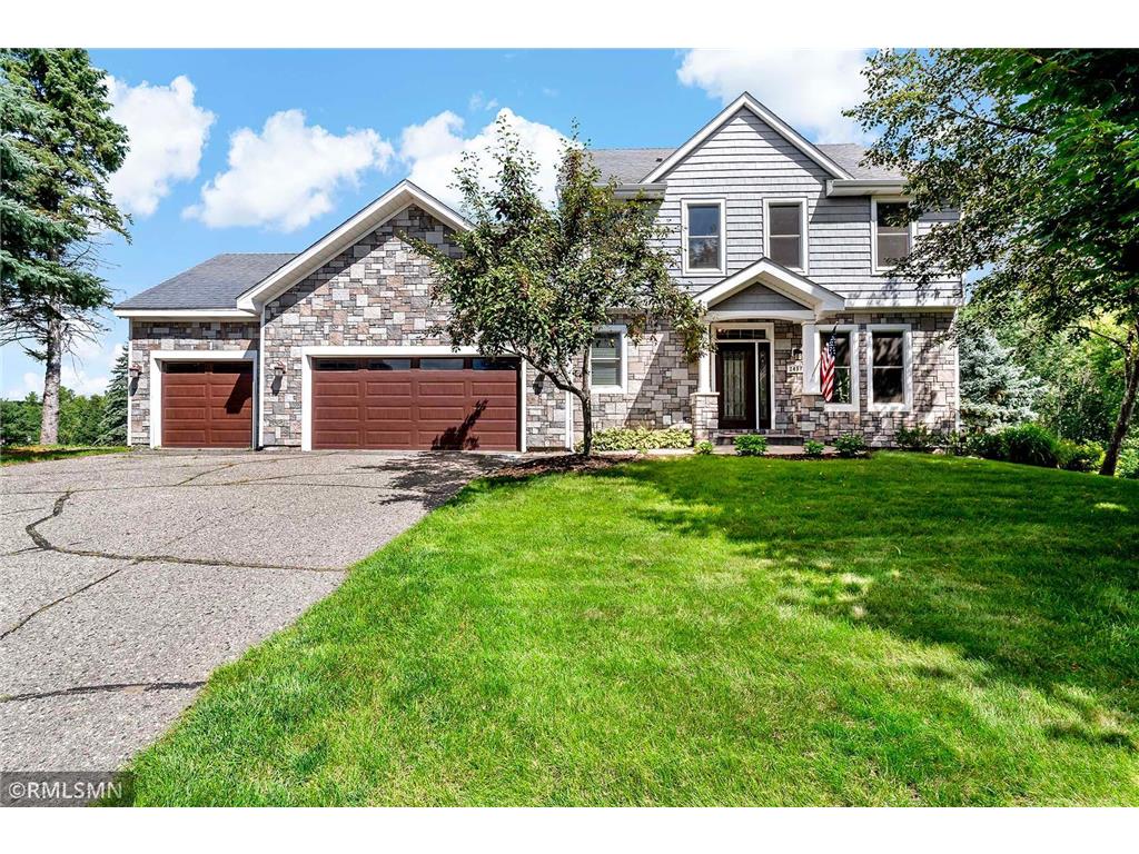 2450 Whitfield Drive Mendota Heights MN 55120 6776642 image1