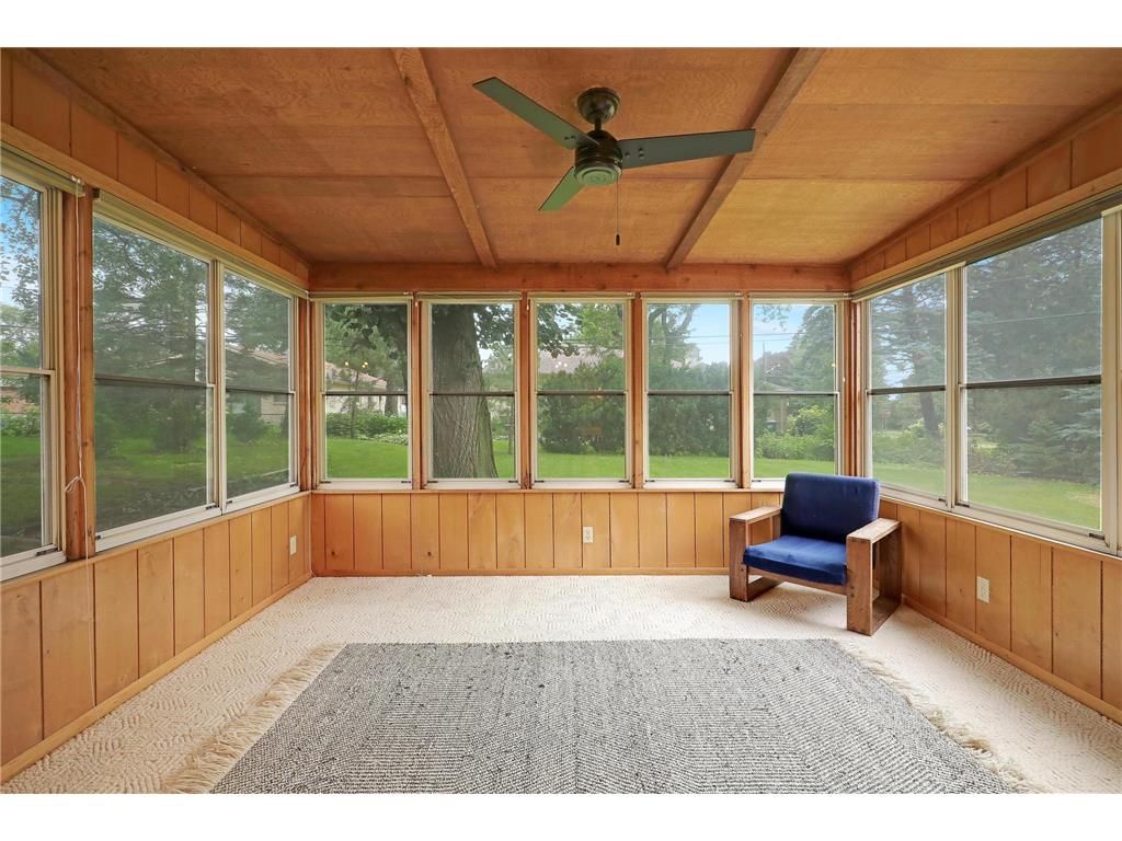 2451 Holton Street Roseville MN 55113 7063405 image33