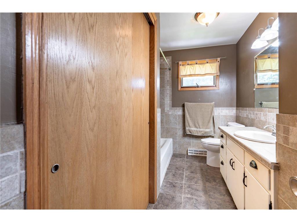 24519 E Rivers Bend Road Fergus Falls MN 56537 - Ottertail River 6778183 image44