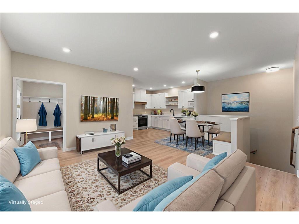 2452 County Road D W Roseville MN 55112 7015206 image1