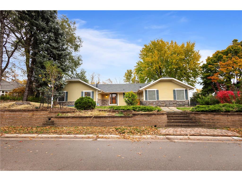 2452 Sunrise Drive Little Canada MN 55117 - Gervais 6811542 image1