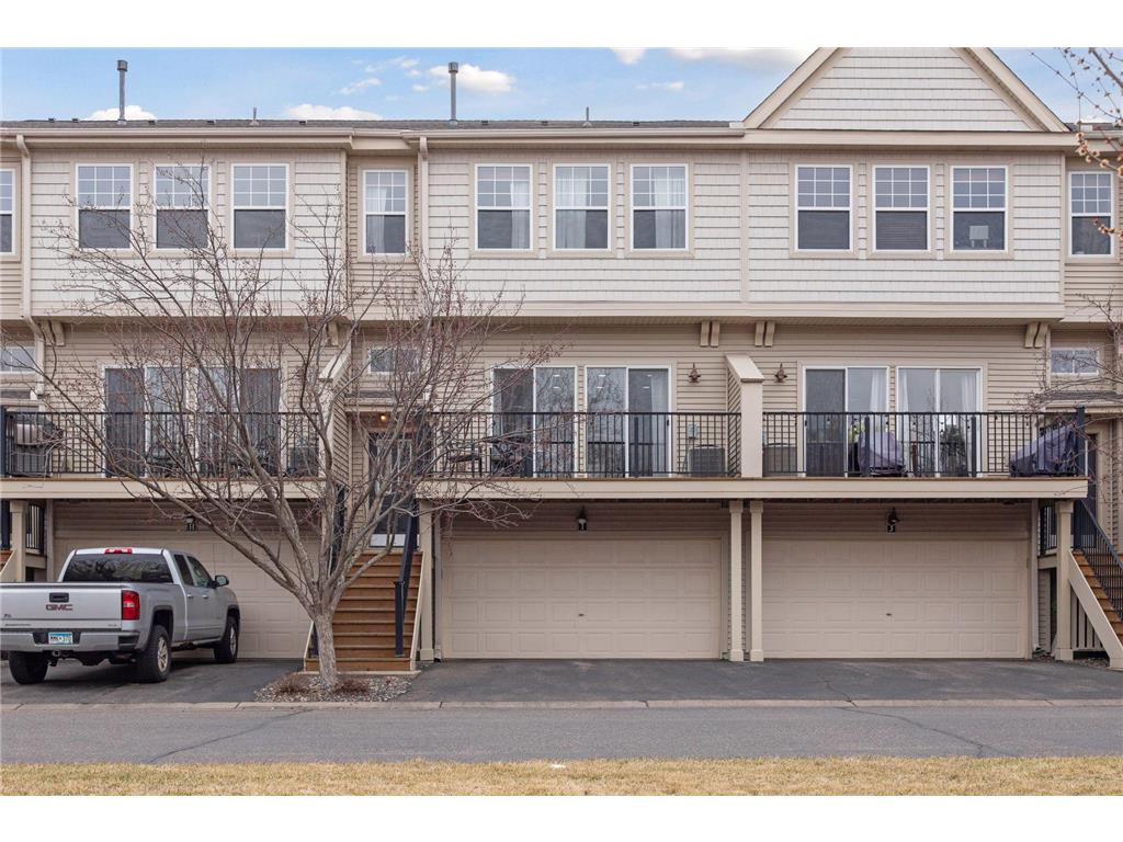 2453 121st Circle NE #I Blaine MN 55449 6692503 image1