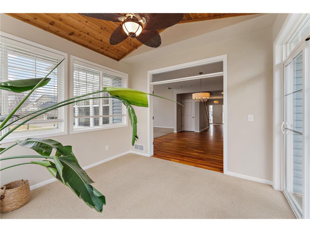 2454 Sandstone Place Woodbury MN 55129 7042924 image19