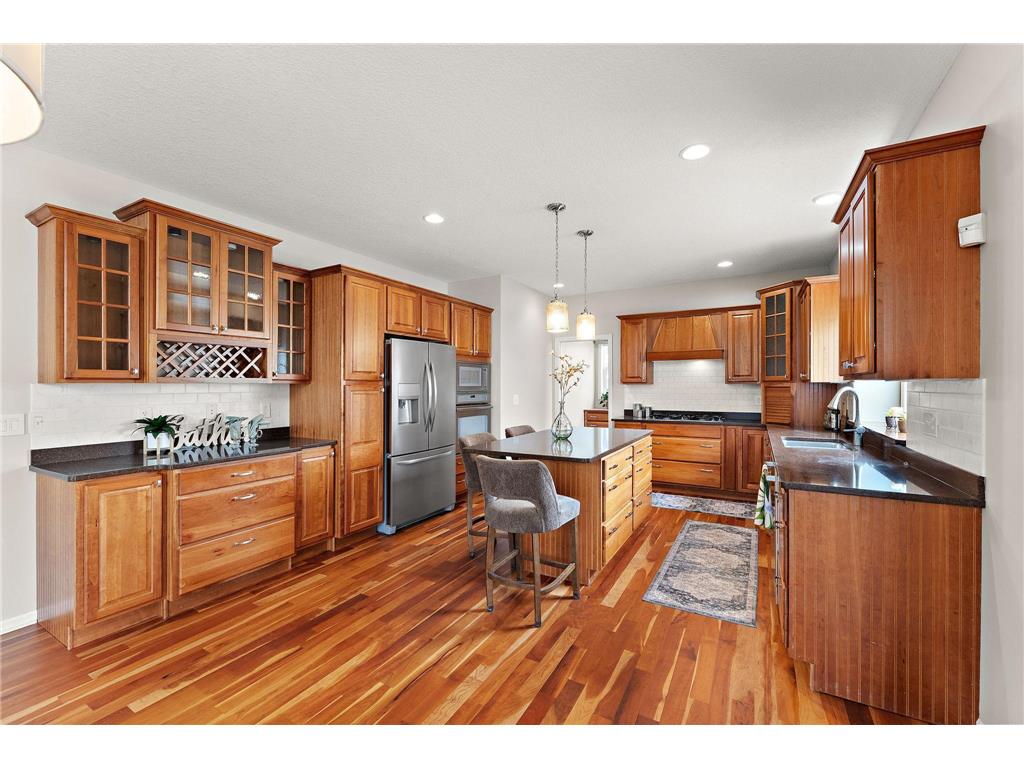 2454 Sandstone Place Woodbury MN 55129 7042924 image20