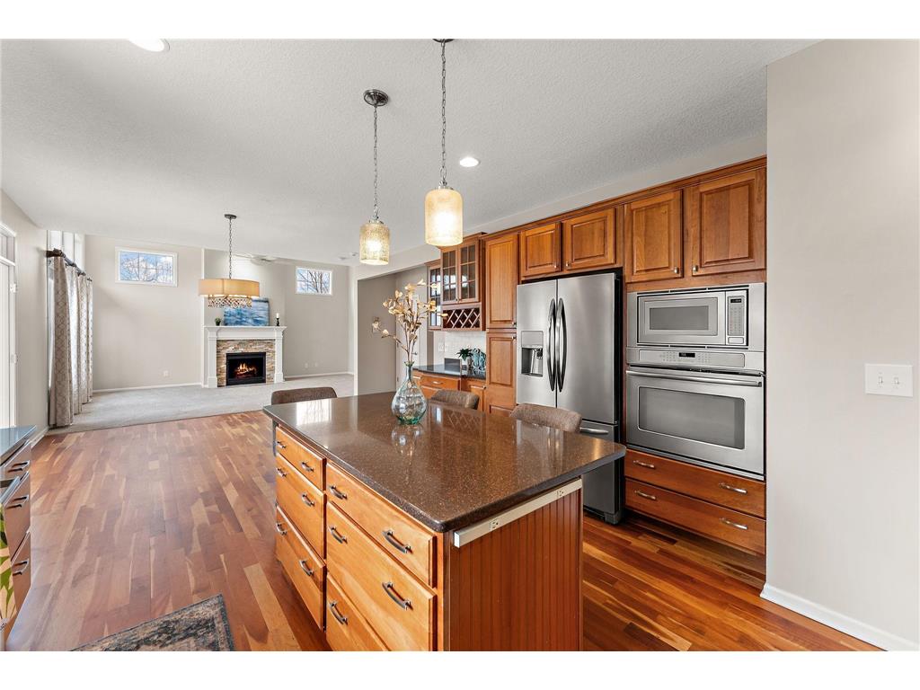 2454 Sandstone Place Woodbury MN 55129 7042924 image23