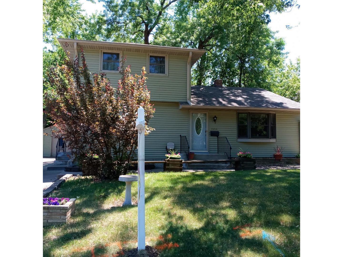 2454 south Avenue E, North Saint Paul, MN 55109 MLS 6008361 Edina