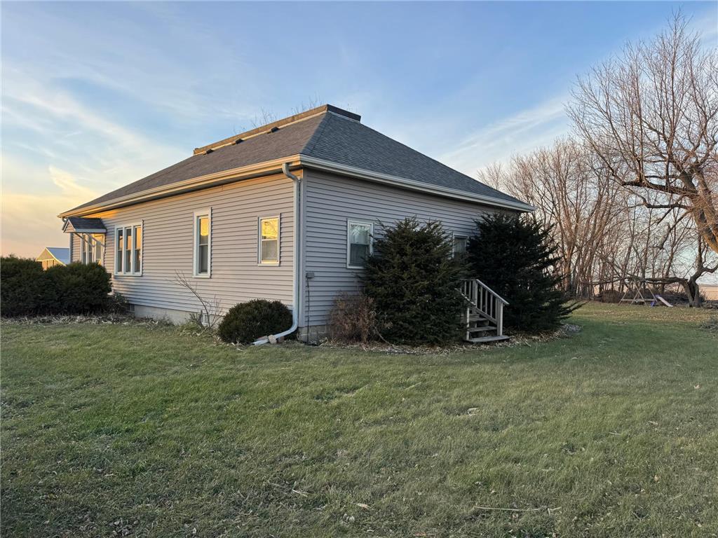 24543 630th Avenue Carlston Twp MN 56009 6818434 image1