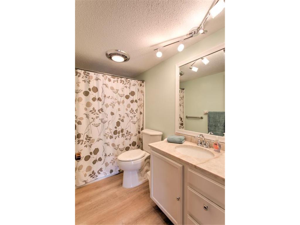 2455 Londin Lane E #219 Maplewood MN 55119 7072501 image23