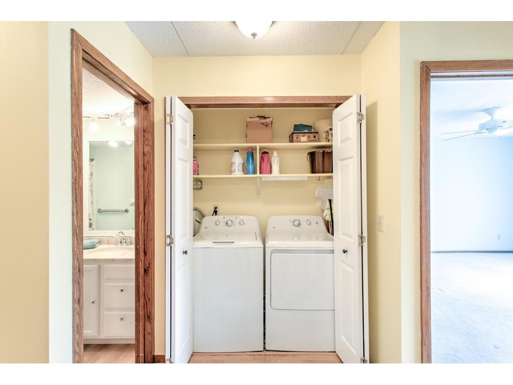 2455 Londin Lane E #219 Maplewood MN 55119 7072501 image25
