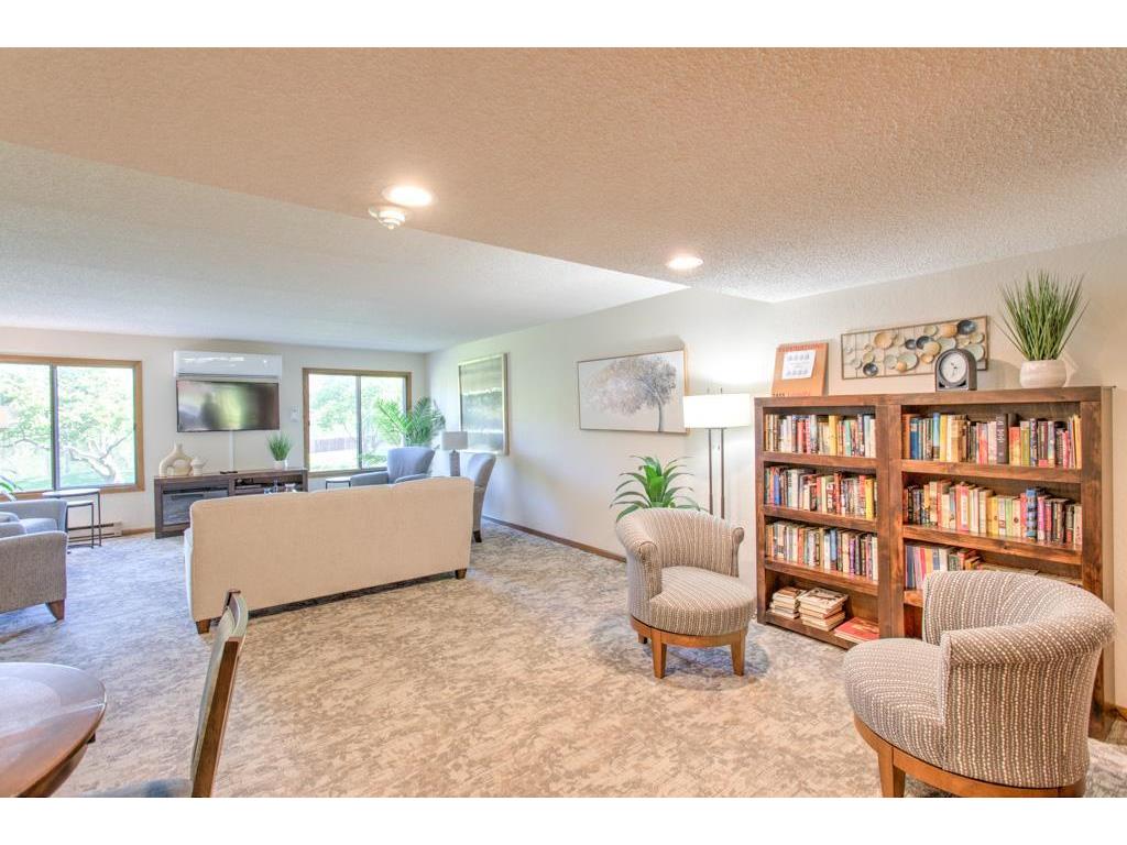 2455 Londin Lane E #219 Maplewood MN 55119 7072501 image30
