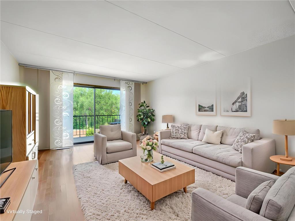 2455 Londin Lane E #322 Maplewood MN 55119 7069837 image2