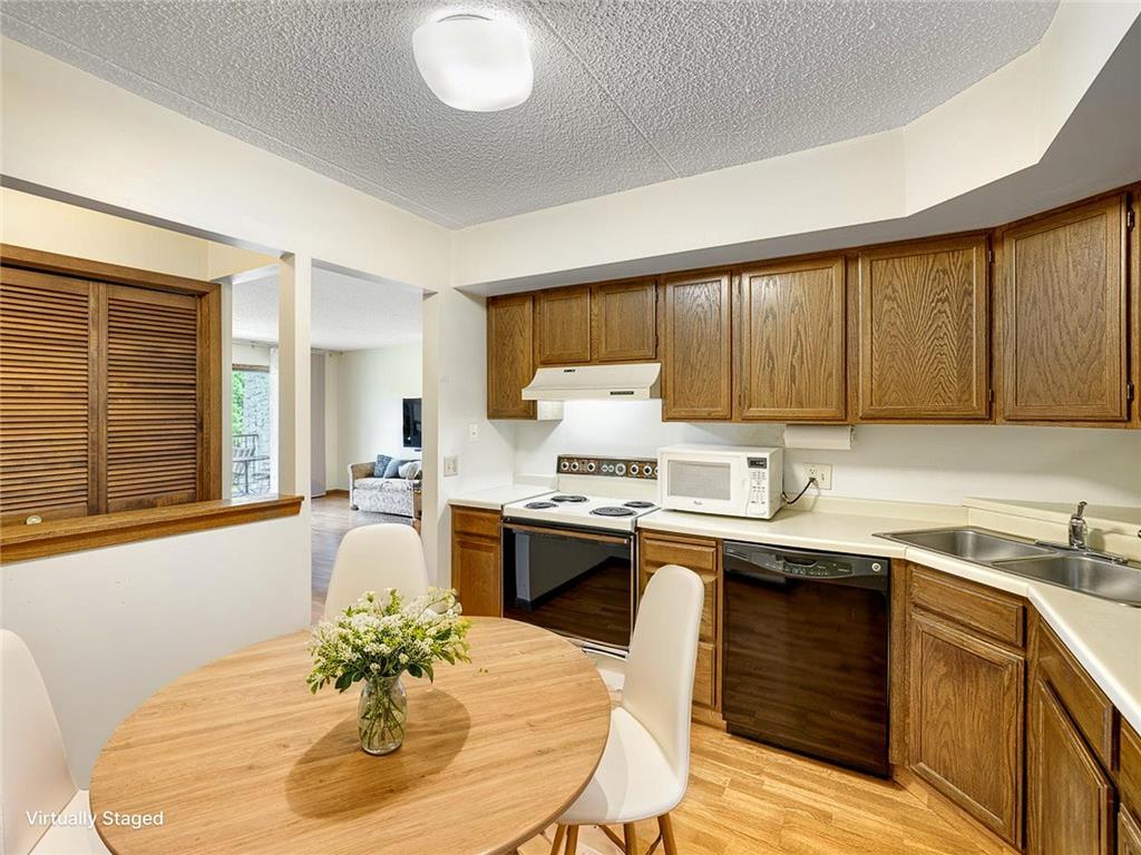 2455 Londin Lane E #322 Maplewood MN 55119 7069837 image7