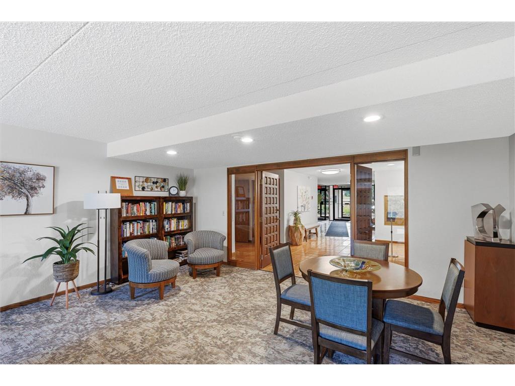 2455 Londin Lane E #417 Maplewood MN 55119 7109367 image18