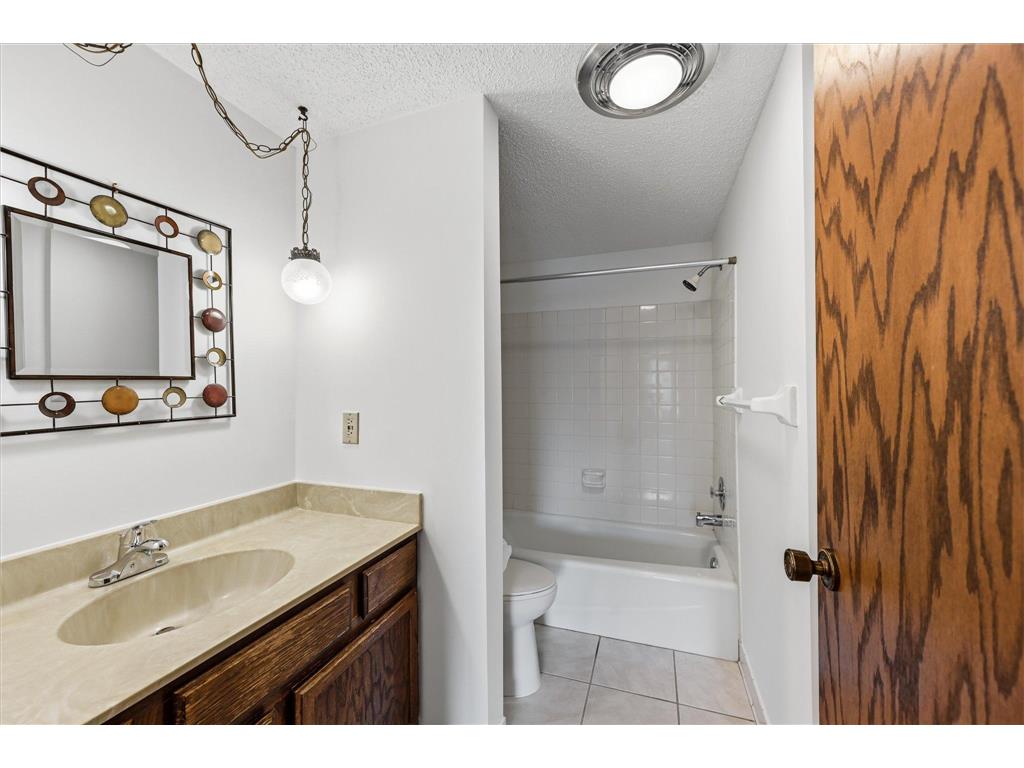 2455 Londin Lane E #417 Maplewood MN 55119 7109367 image8