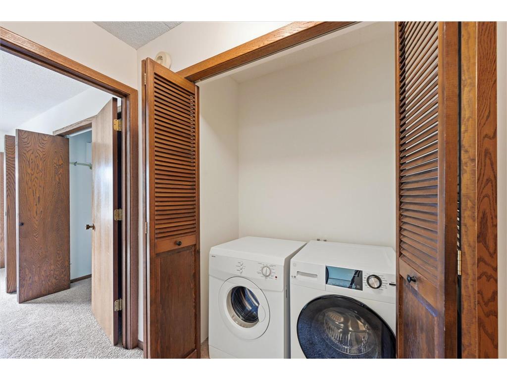 2455 Londin Lane E #417 Maplewood MN 55119 7109367 image9