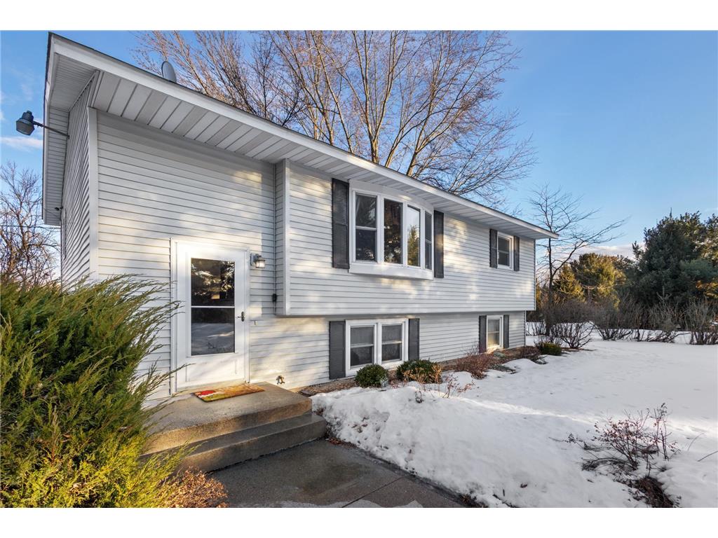24553 Elmcrest Avenue Forest Lake MN 55025 7016127 image1