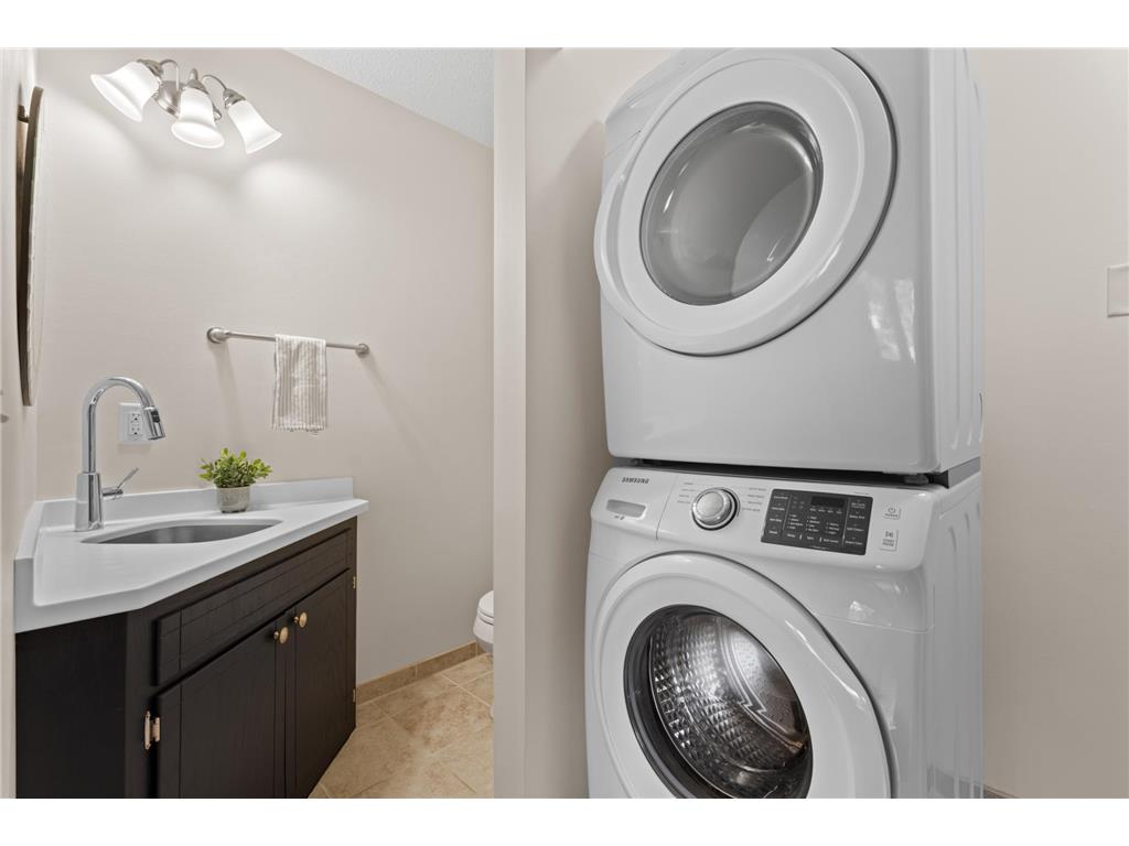 2457 Broadway Avenue S #A Rochester MN 55904 7096741 image12