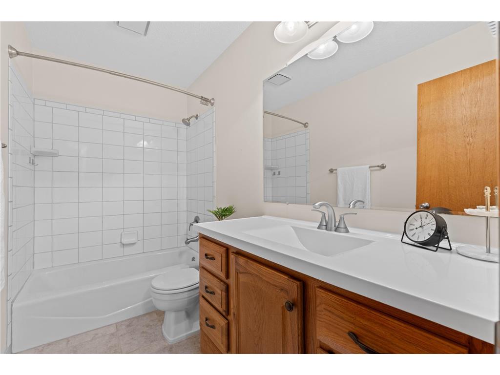 2457 Broadway Avenue S #A Rochester MN 55904 7096741 image17