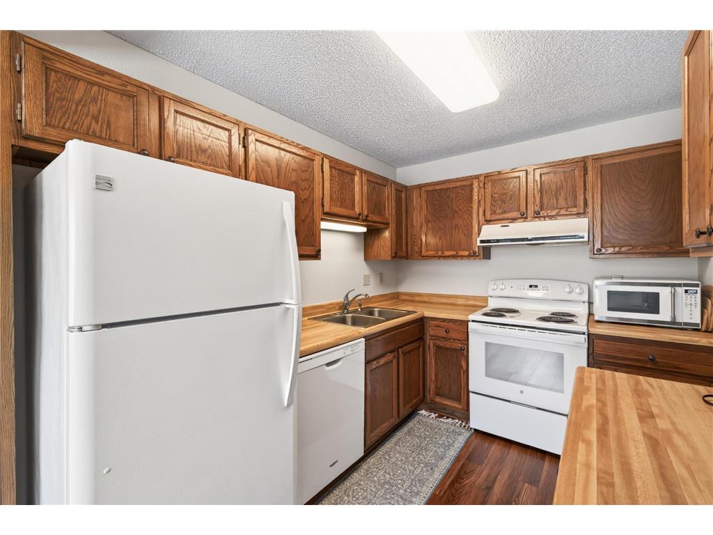 2457 Crestwood Drive North Saint Paul MN 55109 7042959 image10