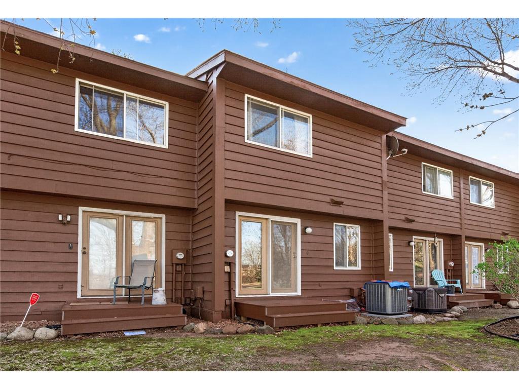 2457 Crestwood Drive North Saint Paul MN 55109 7042959 image18