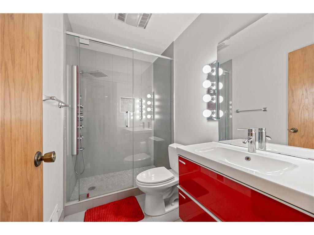 2457 Dianna Lane Little Canada MN 55117 - Gervais 7043343 image39