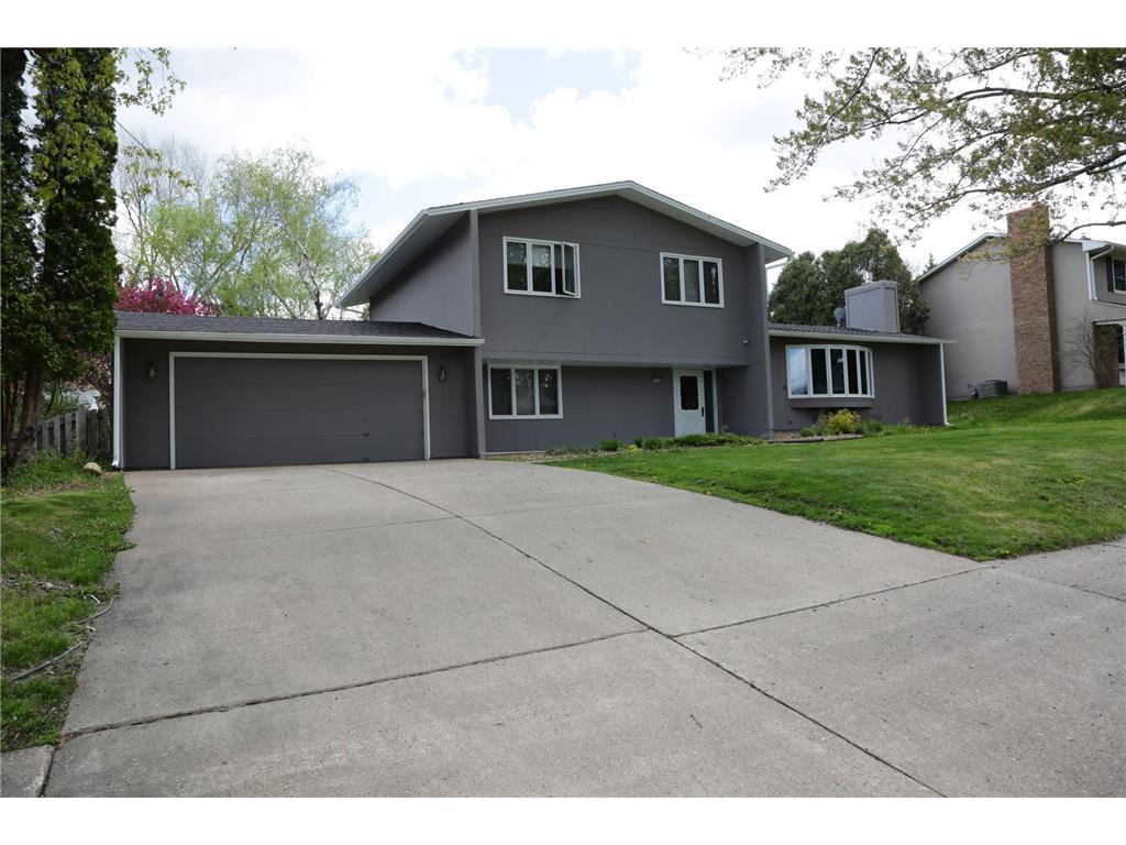 2458 Western Avenue N Roseville MN 55113 6538872 image1
