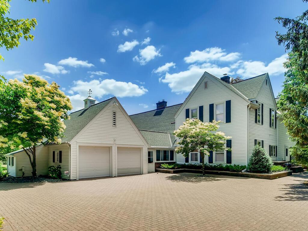 246 Oakview Road, West Saint Paul, MN, 55118 MLS 6171851 Edina Realty