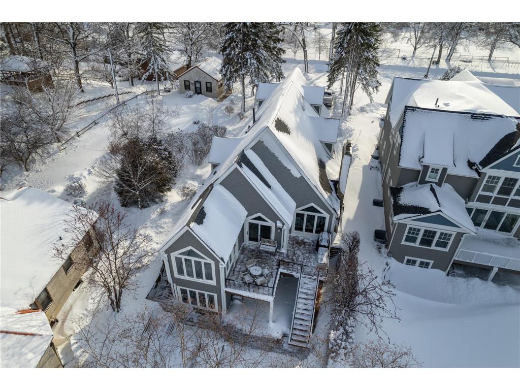 246 Peninsula Road, Medicine Lake, MN, 55441 MLS 6320353 Edina Realty