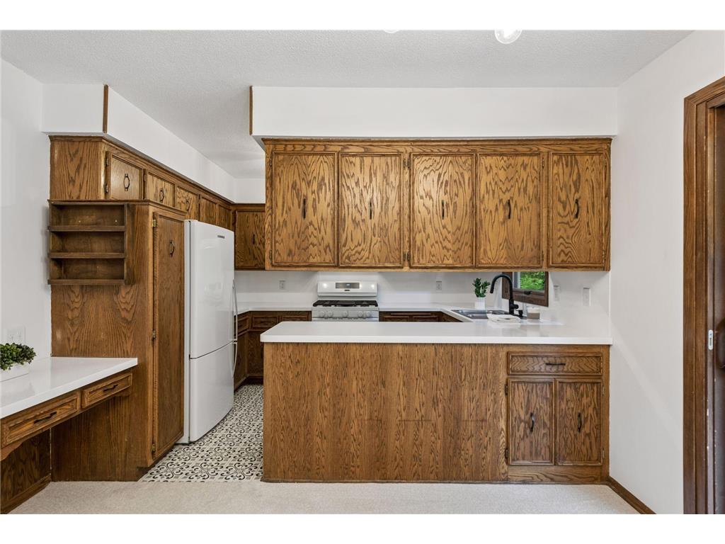 2460 Kewanee Way Golden Valley MN 55422 7079981 image22