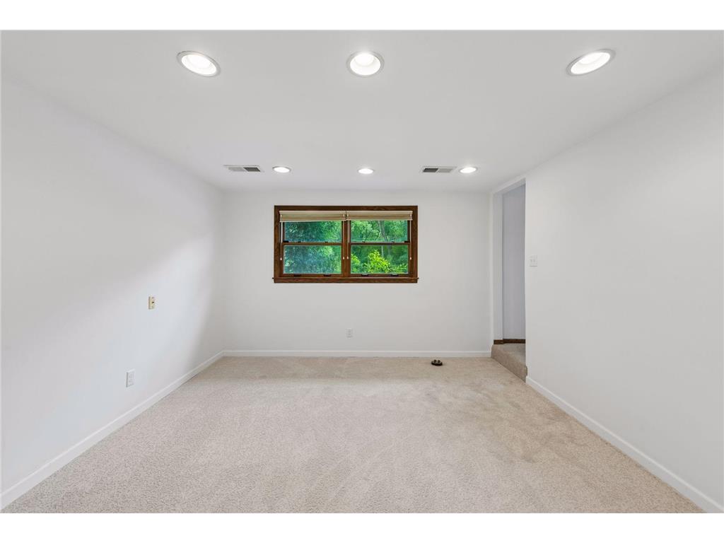 2460 Kewanee Way Golden Valley MN 55422 7079981 image41