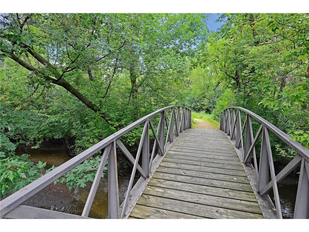 2460 Kewanee Way Golden Valley MN 55422 7079981 image58