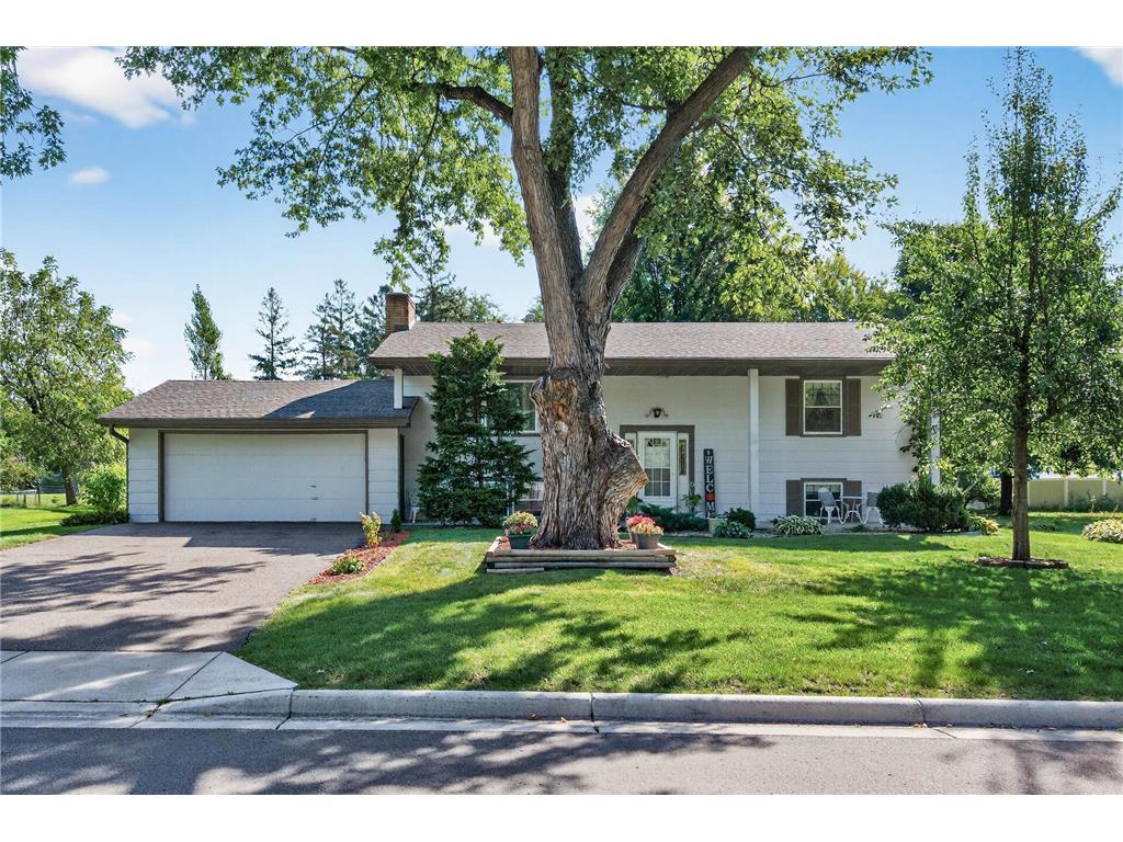 2460 Xylon Avenue N Golden Valley MN 55427 6794233 image1