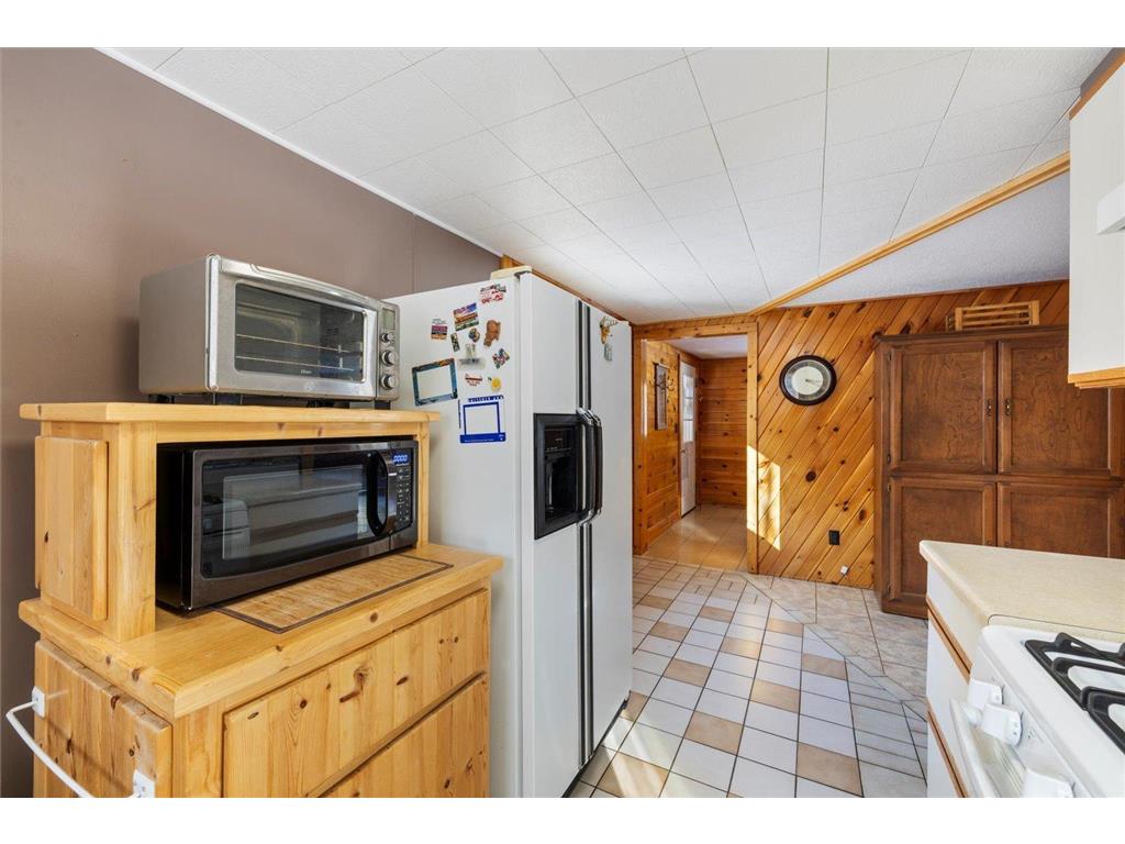 24621 E Long Lake Road Bigfork MN 56628 - Long Lake 7018118 image11