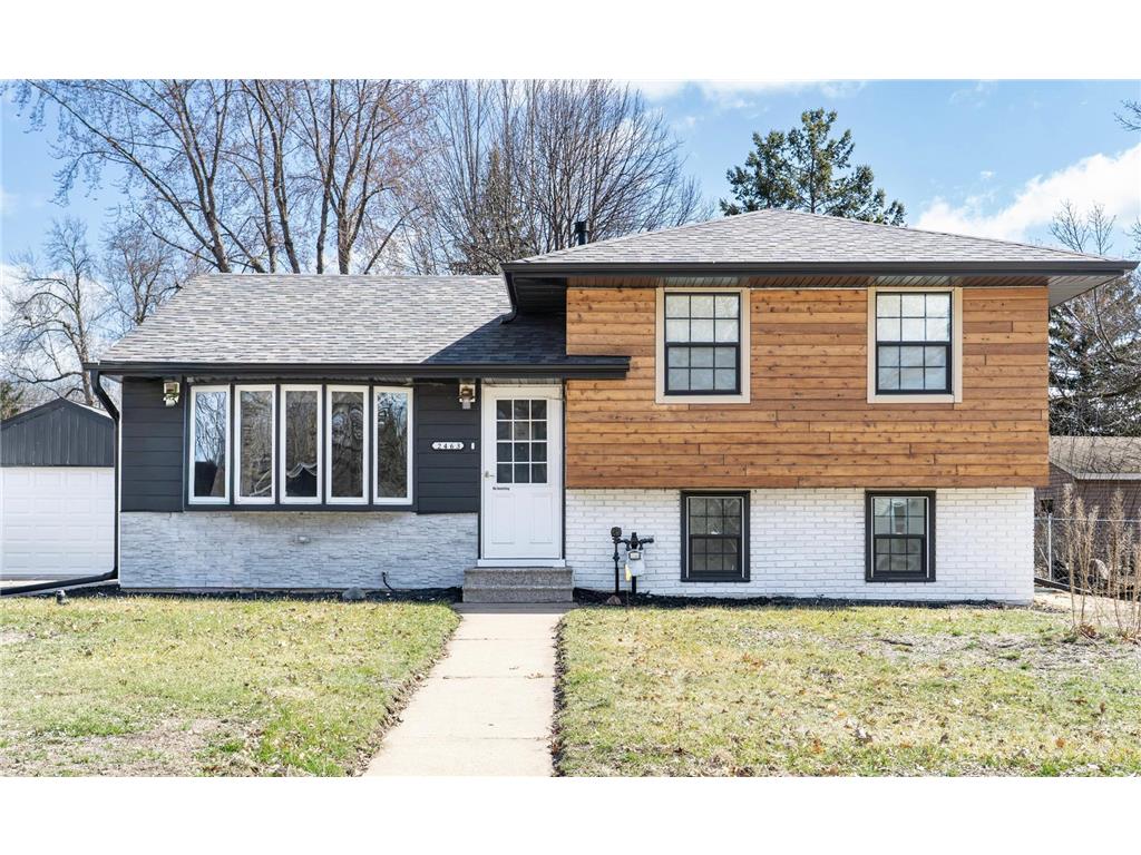 2463 Silver Lake Road NW New Brighton MN 55112 7018080 image1