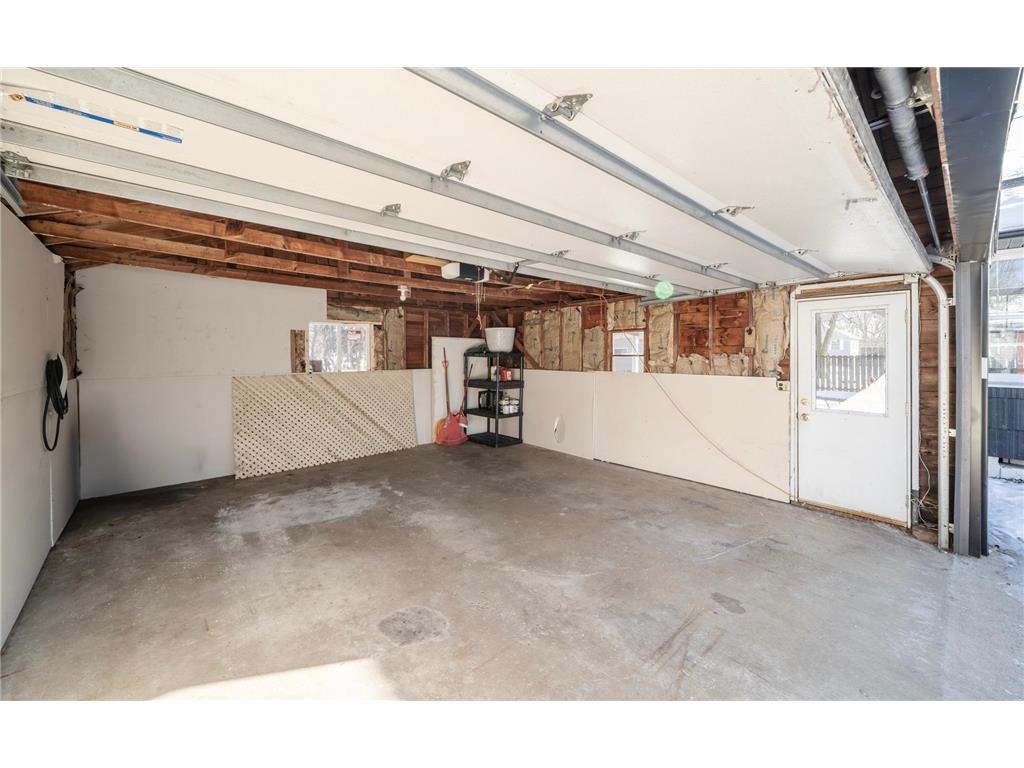 2463 Silver Lake Road NW New Brighton MN 55112 7018080 image19