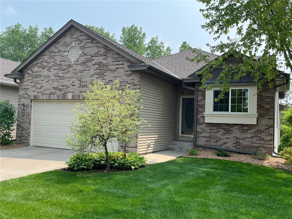 2464 Maryland Avenue E Maplewood MN 55119 - Beaver Lake 6390869 image1