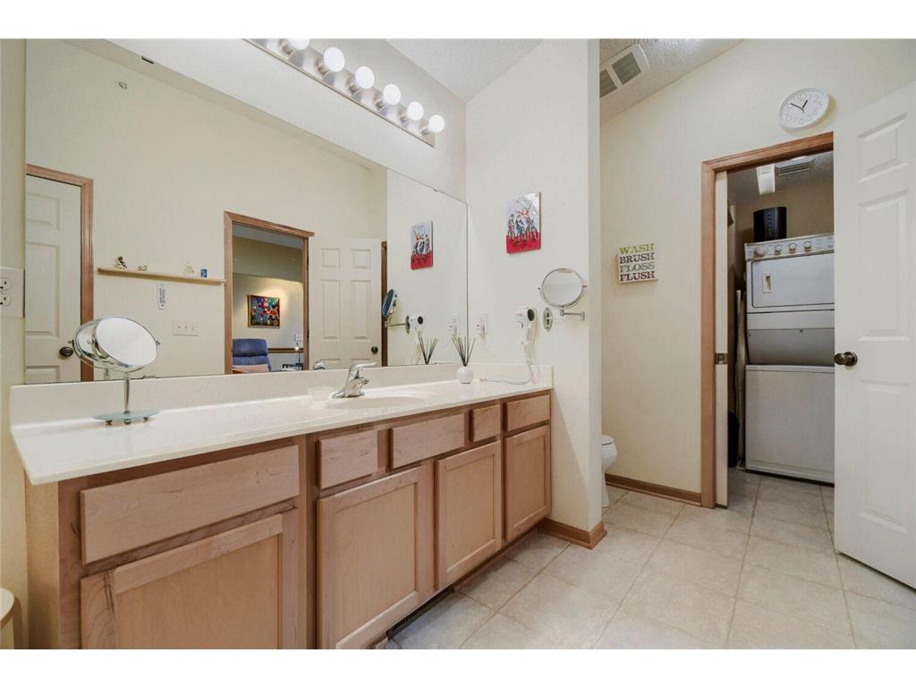 2465 119th Court NE #G Blaine MN 55449 7051920 image26