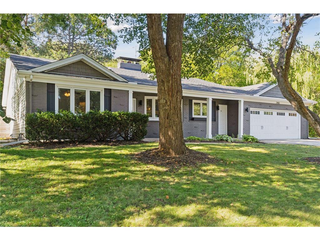 2465 Brunswick Avenue N Golden Valley MN 55422 7005721 image1