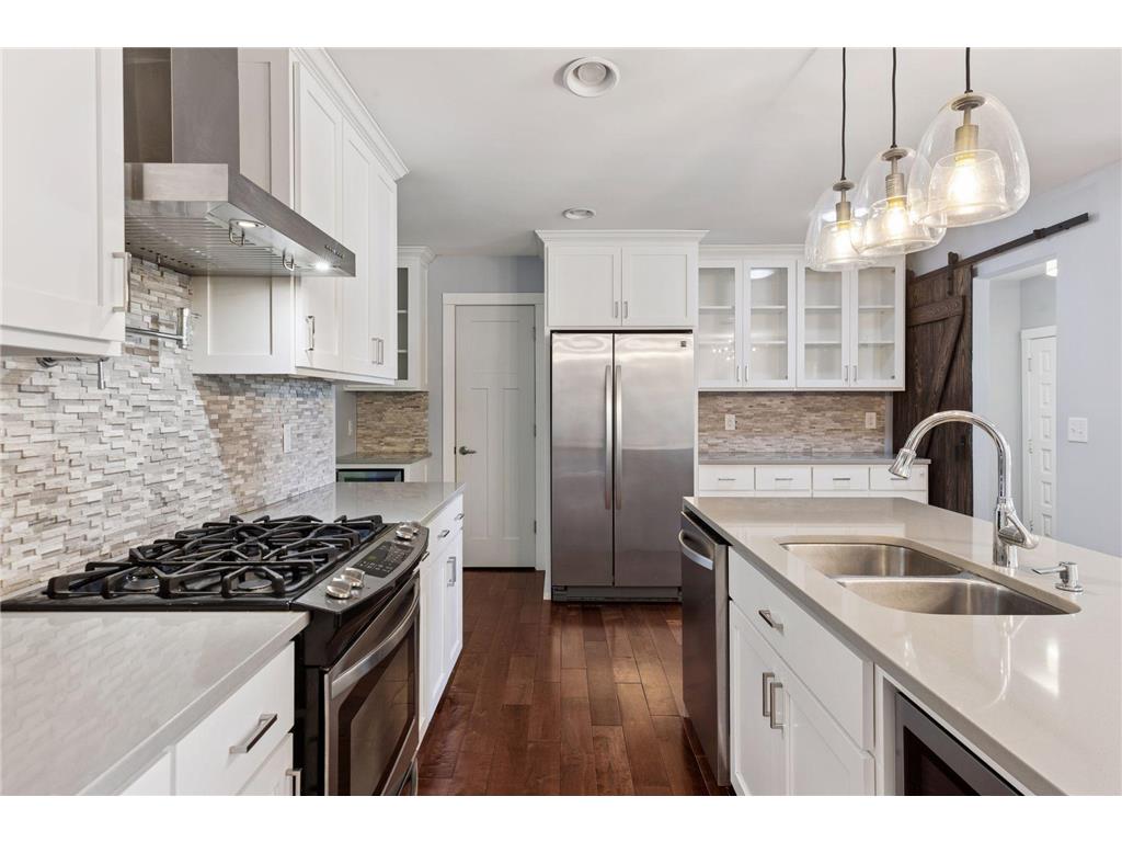 2465 Brunswick Avenue N Golden Valley MN 55422 7005721 image11