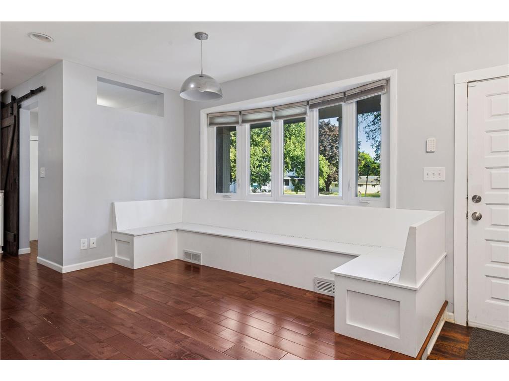 2465 Brunswick Avenue N Golden Valley MN 55422 7005721 image18