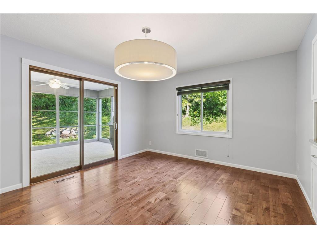 2465 Brunswick Avenue N Golden Valley MN 55422 7005721 image22