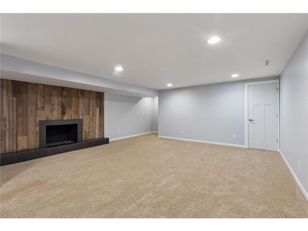 2465 Brunswick Avenue N Golden Valley MN 55422 7005721 image46