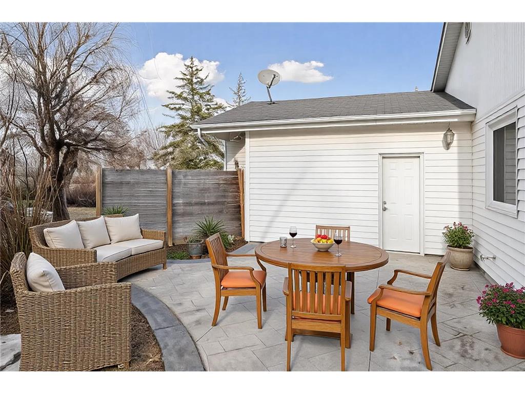 2465 Brunswick Avenue N Golden Valley MN 55422 7005721 image49