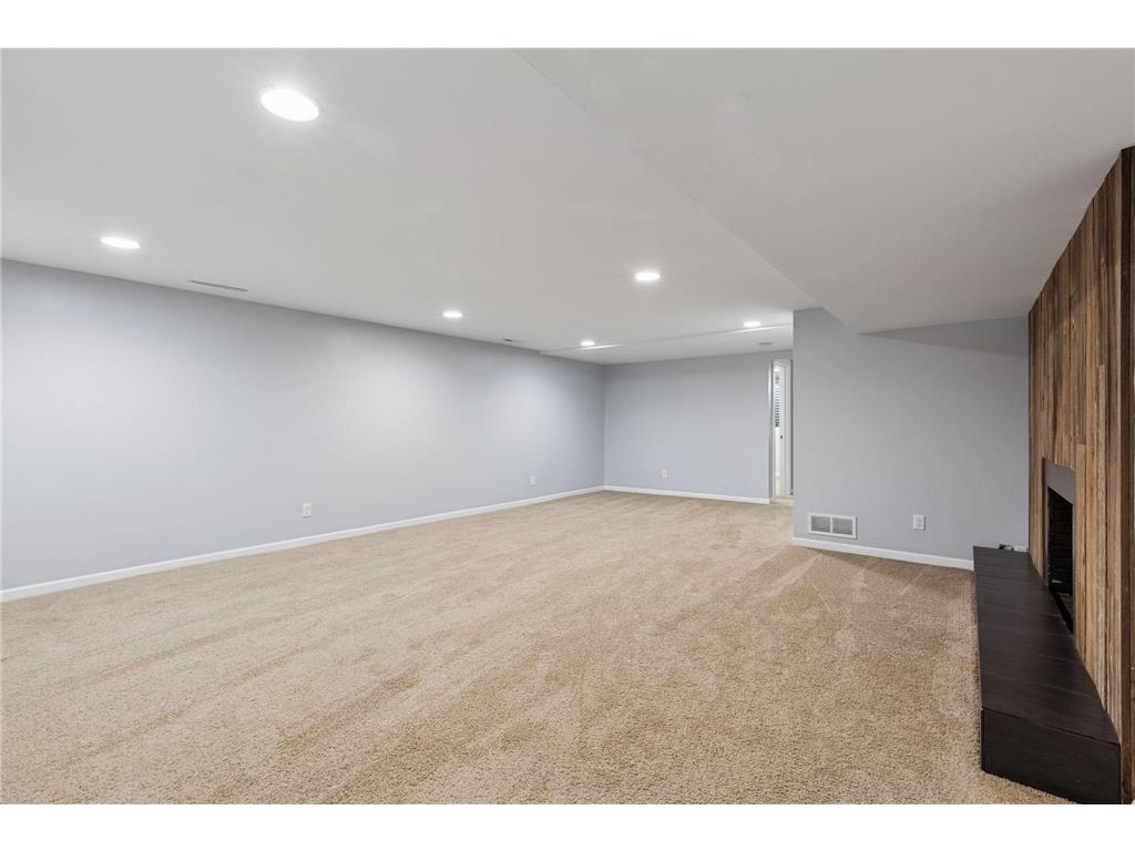 2465 Brunswick Avenue N Golden Valley MN 55422 7005721 image52