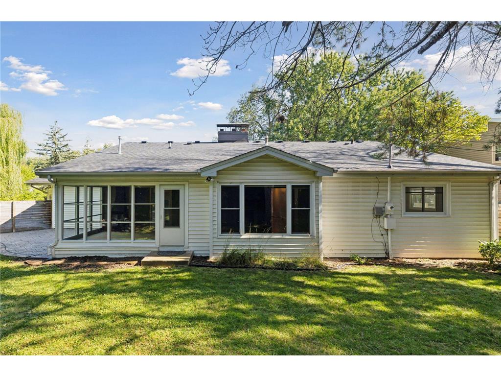 2465 Brunswick Avenue N Golden Valley MN 55422 7005721 image55